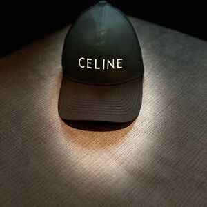 CELINE BASEBALL CAP IN COTTON retails for $750 USD gently used condition.
